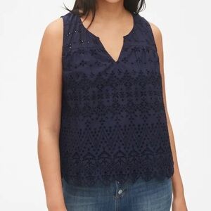 GAP Eyelet Embroidered Split-Neck Tank Top Navy Size Tall XS 419217 NWT